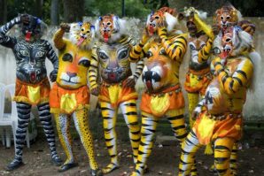 Pulikali-tiger-play-Kerala-India