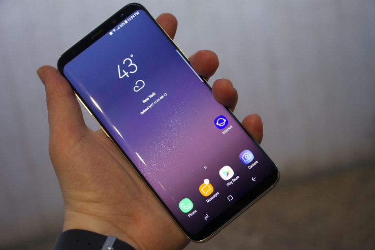 key features of Samsung S8