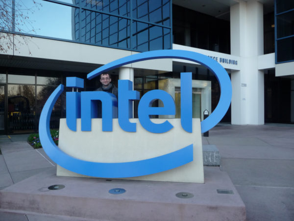 Intel Considers Selling some Venture Capital Assets